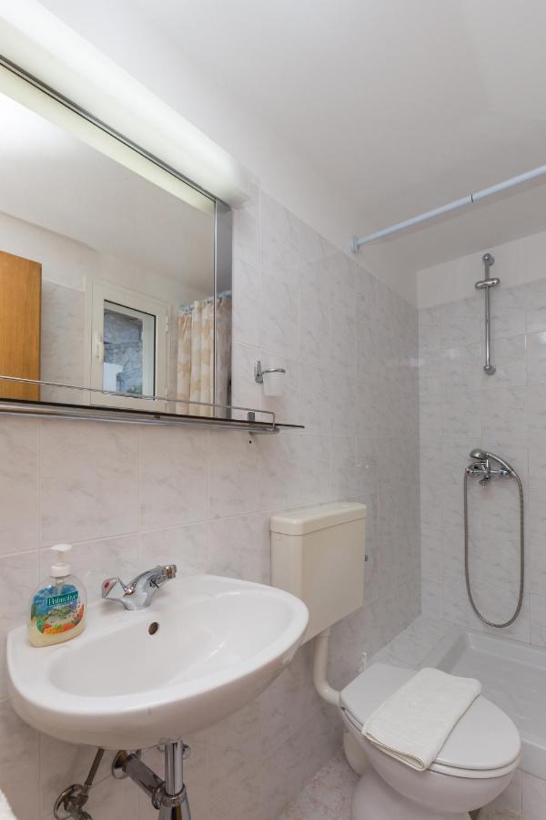 Apartments Miskovic Donje Celo Habitación foto